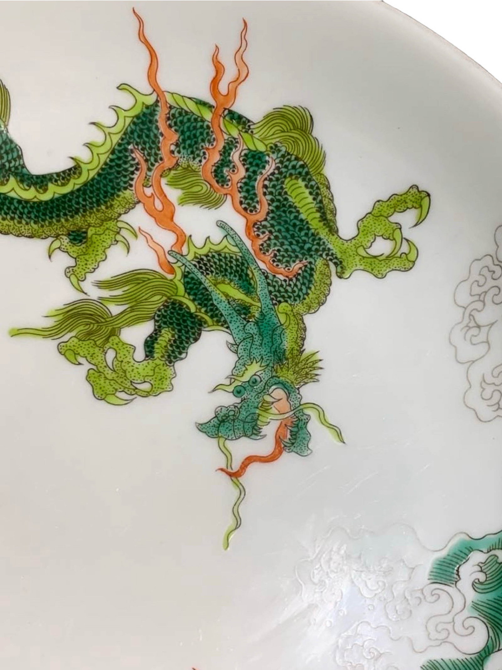 Wucai Dragon?Pattern Dish, Yongzheng Mark - 10