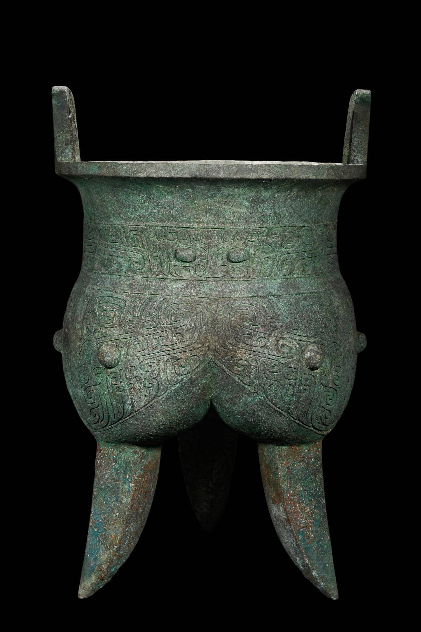 Bronze Yan Vessel with Beast?Face Motifs: Bronze Yan Vessel with Beast?Face MotifsSuggested Period: Shang DynastyDimensions: Height 54?cm (21.26?inches), Width 34.5?cm (13.58?inches); Weight 13.8?kgInscription: Clan inscription cast on inner 