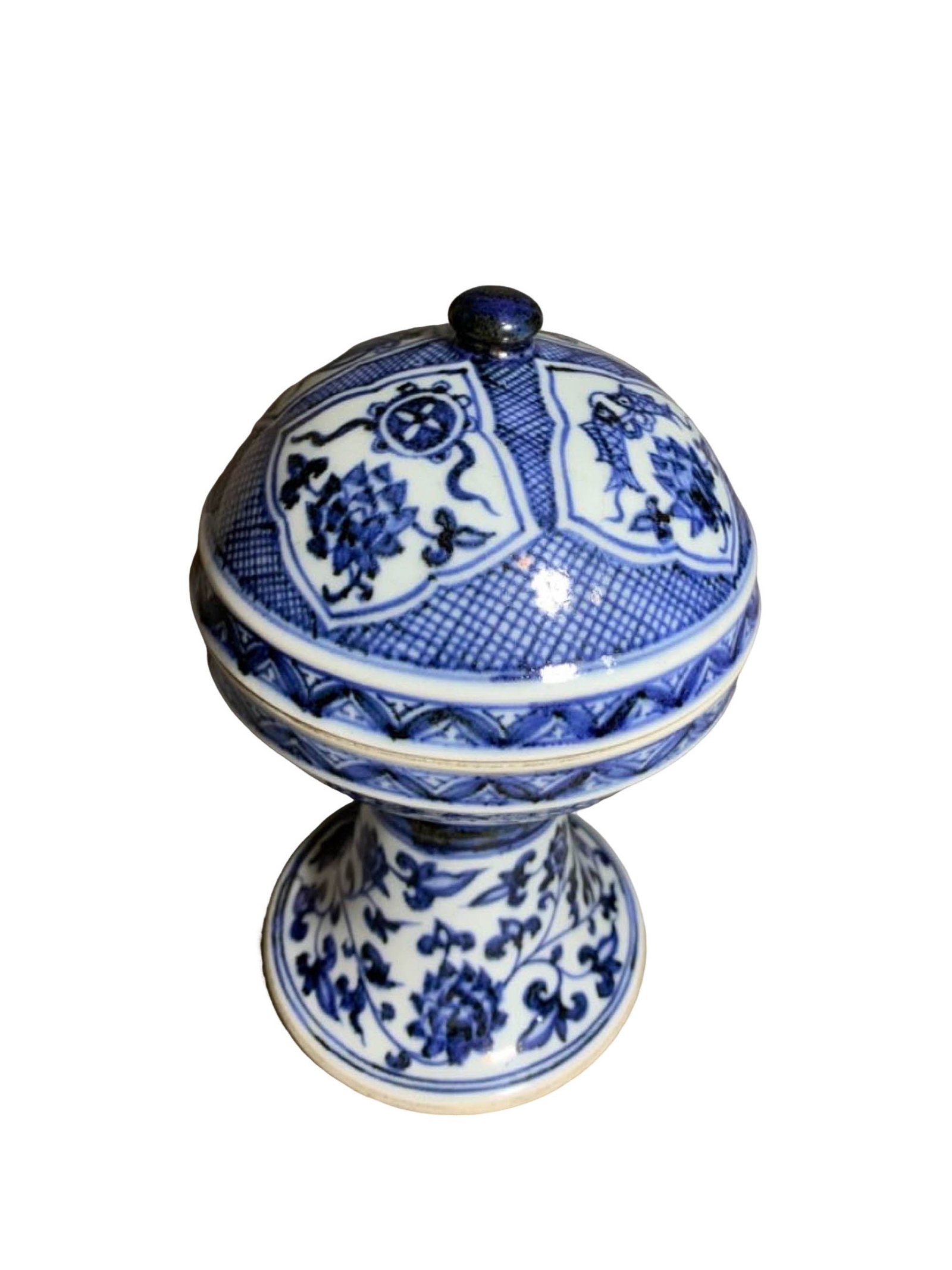 Blue and White High?Footed Covered Box - 3
