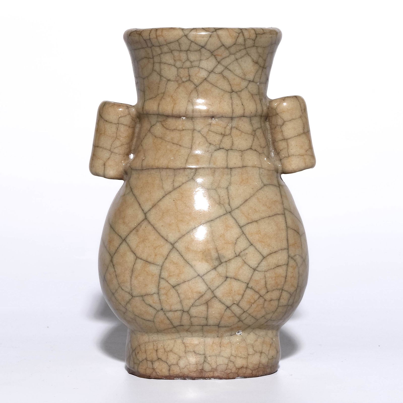 A GE TYPE ARROW VASE (1 of 6)