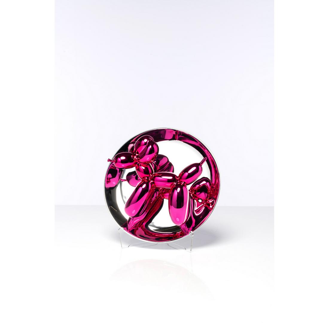 Jeff Koons (born 1955): Jeff Koons (born 1955) Balloon Dog, Magenta 2015 Design / Decorative art Plate in magenta-colored metallic porcelain Bernardaud Edition, Paris Presented in its original box O : 26 cm A certificate of