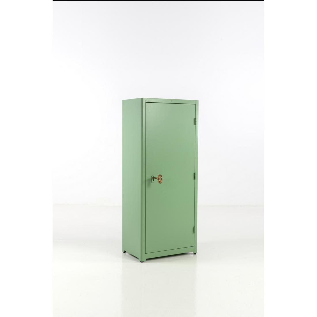 Studio Job (founded in 1998) Revolving door cabinet -: Studio Job (founded in 1998) Revolving door cabinet - N°14/35 Metal and bronze Edited by Lensvelt (first limited edition) Signed and numbered on the key 'J 14/35 G' Creation date: 2011 H 179×