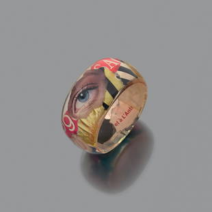 Antonio Cagianelli (born 1968) Dada collection Bracelet: Antonio Cagianelli (born 1968) Dada collection Bracelet in transparent plexi inclusions of printed images Unique piece Monogrammed 2005 Diameter: 6.3 cm - H: 3.7 cm