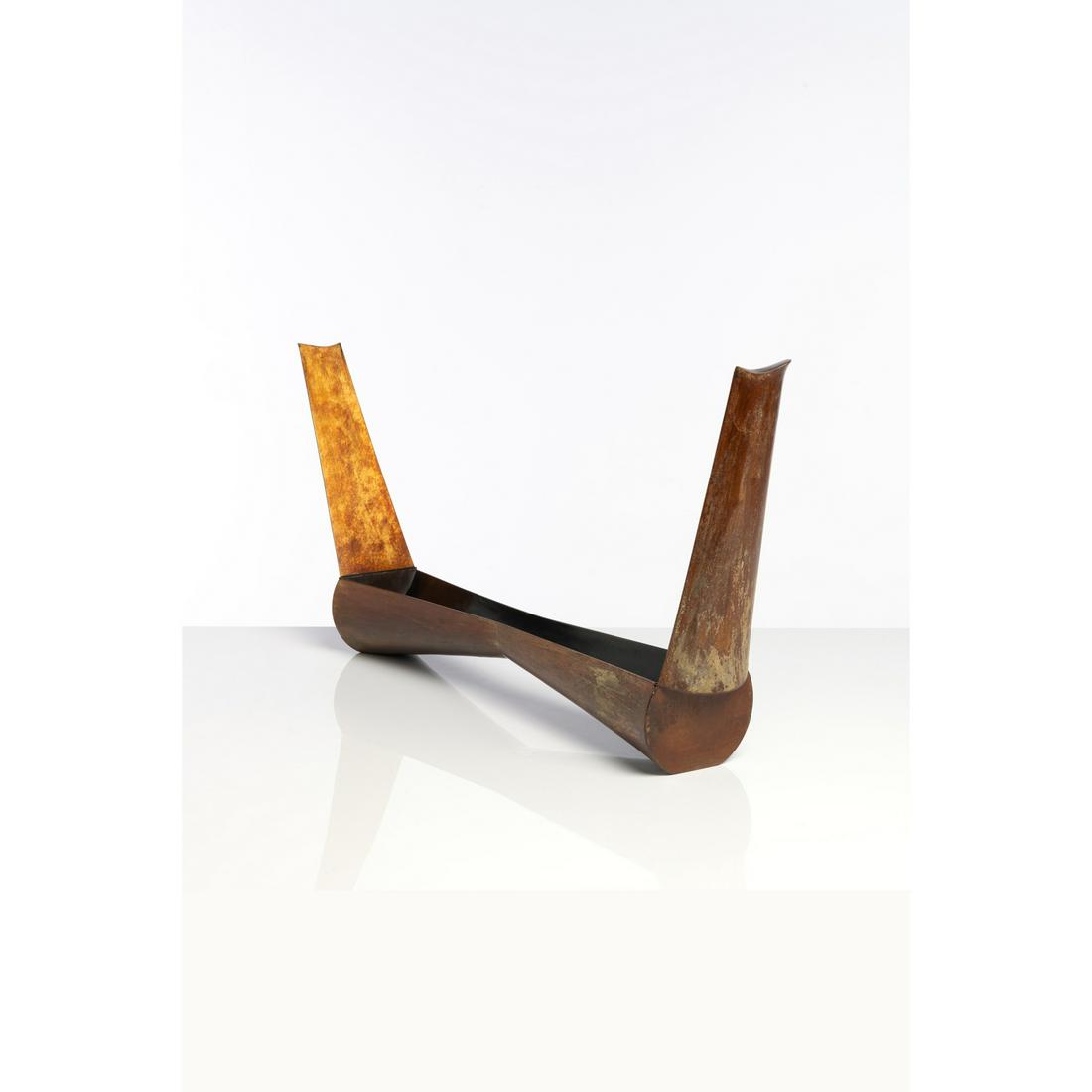 ƒ Hervé Wahlen (b. 1957) Au Bord de ... - unique piece: ƒ Hervé Wahlen (b. 1957) Au Bord de ... - unique piece Hammered copper and gold leaf Signed 'Wahlen' and dated '1998' Creation date: 1998 H 13 x L 66 x P 14 cm (closed) H 37 x L 95 x P 14 cm (open)