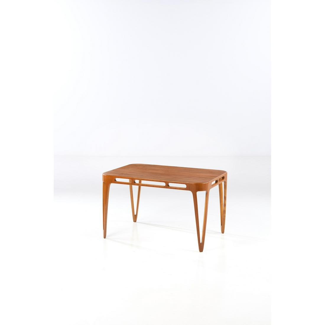 Carl Axel Acking (1910-2001) Coffee table: Carl Axel Acking (1910-2001) Coffee table Mahogany Bodafors edition Creation date: circa 1940 H56,5×L95×P65cm