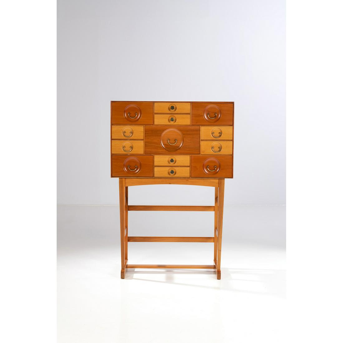 Josef Frank (1885-1967) Model 2237: Josef Frank (1885-1967) Model 2237 Cabinet Oakwood, walnut, mahogany, amboyna burl and brass Svenskt Tenn edition Creation date: circa 1950 H 132×L 90,5×P 42,5 cm Bibliography: Estrid Ericso