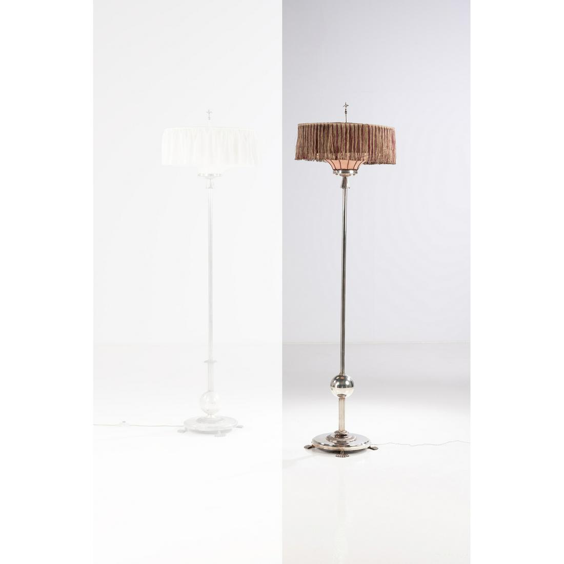 Elis Bergh (1881-1954) Floor lamp: Elis Bergh (1881-1954) Floor lamp Silvered metal and fabric Creation date: 1925 H 195×Ø (lampshade) 55×Ø (base) 45 cm