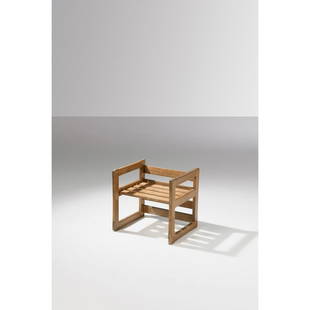 Marcel Gascoin (1907-1986) 3-positions stool: Marcel Gascoin (1907-1986) 3-positions stool Oak wood ARHEC edition Creation date: 1950 H 38 ×L 41 ×P 35cm Bibliography : - Maison Française, March 1951, similar model, ad for the ARHEC