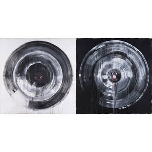 Mwangi Hutter (nés en 1975 et 1964,: Mwangi Hutter (nés en 1975 et 1964, Kenya/Allemagne)Circles Around Oneness (Singularly Unified), 2016 (Diptyque)(Circles Around Oneness Series)Technique mixte sur toileSigné et daté