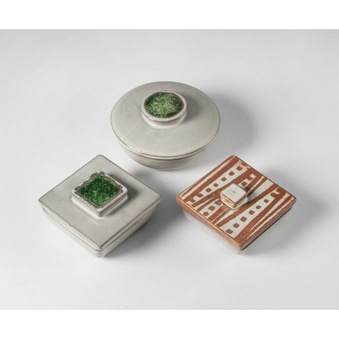 Lee Rosen (20th c.) for Design Technics (20th c.) Set: Lee Rosen (20th c.) for Design Technics (20th c.)Set of three boxesGlazed ceramicManufacturer's stamp on each boxCreation date: circa 1950H 9 × Ø 17 cm (round)H 5 × L12 × P 12 cm (