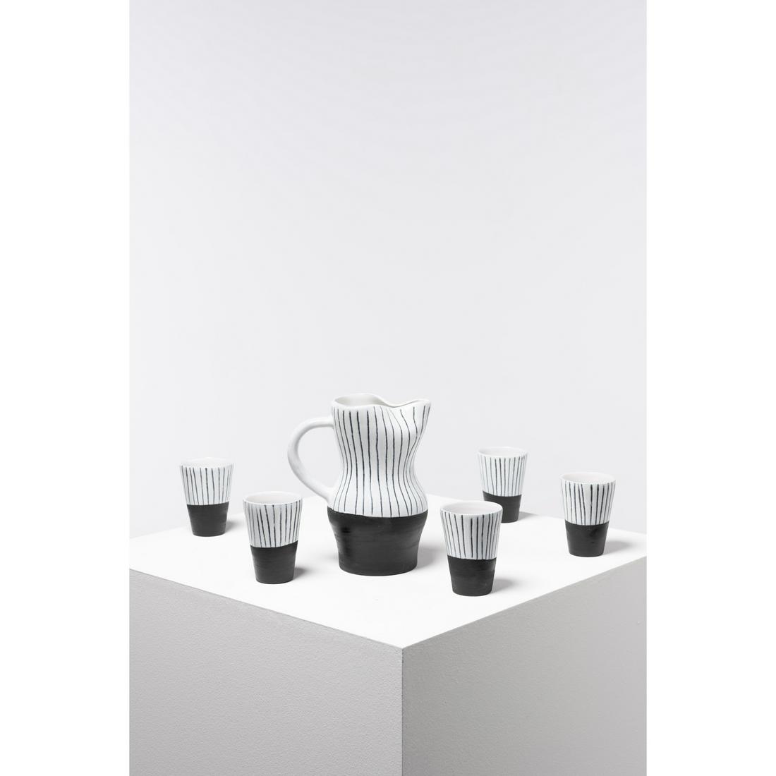 Jacques Innocenti (1926-1958) Orangeade service with: Jacques Innocenti (1926-1958)Orangeade service with pitcher and de five cupsEnameled earthenwarePitcher signed 'J. INNOCENTI'Models created circa 1950Pitcher: H 22,5 × Ø 12cmcups: H 10 ×