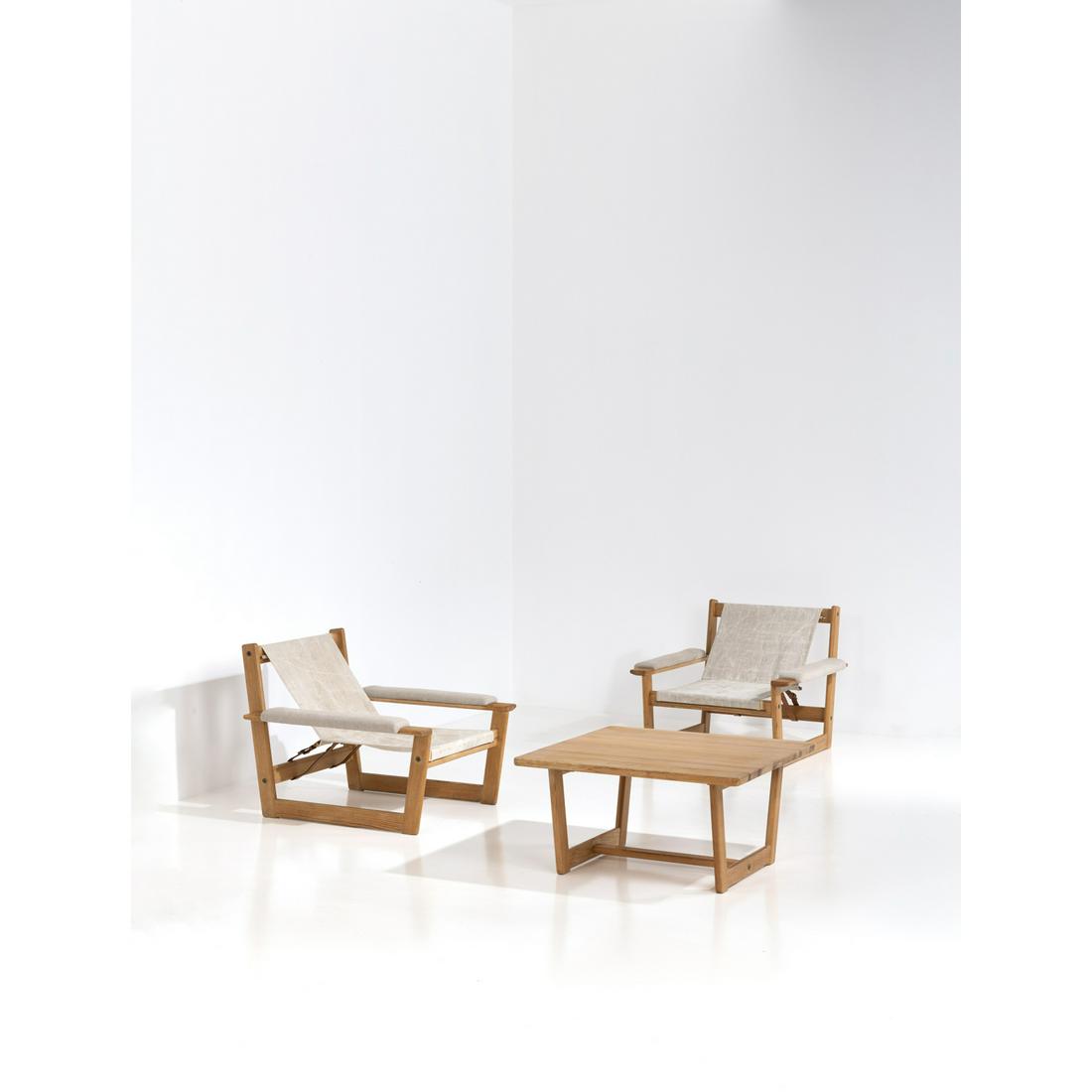 Elias Svedberg (1913-1987) and Karin Mobring (XX): Elias Svedberg (1913-1987)and Karin Mobring (XX)Set of one table and a pair of armchairsPine wood and fabricEdited by Nordiska KompanietManufacturer's plaque beneath the tabletopModel created circa 19