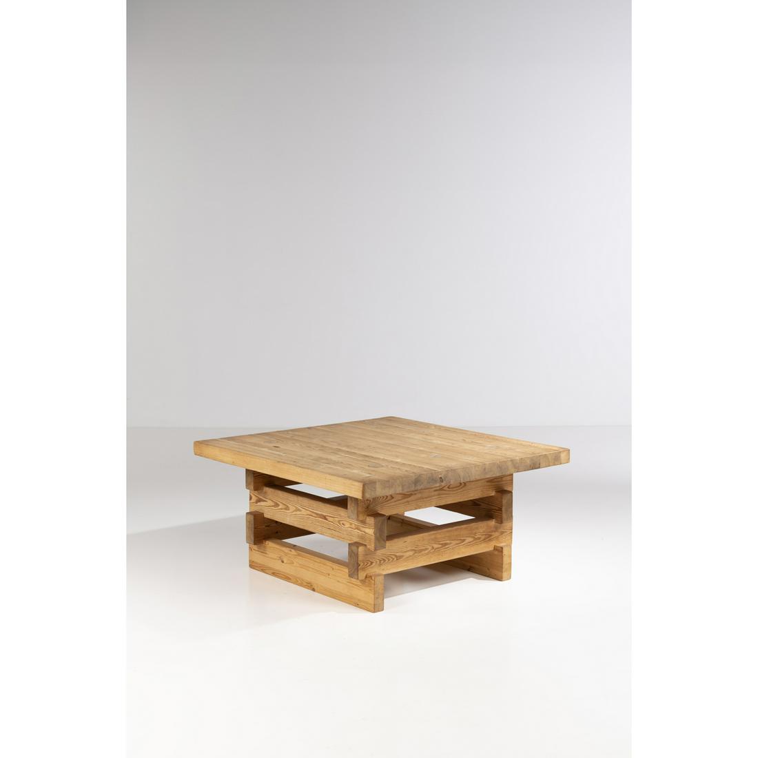 Roland Wilhelmsson (20th c.) Coffee table: Roland Wilhelmsson (20th c.)Coffee tableSolid pinewood Edited by Karl Andersson & Söner ABModel created in the 1970sH 57,5 × L 116 × P 118 cm
