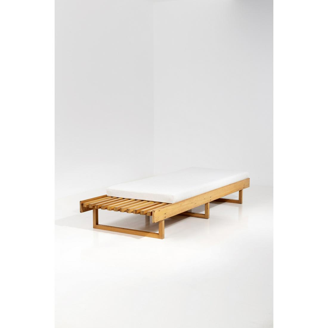 Scandinavian production (20th c.) Bench (1 of 1)