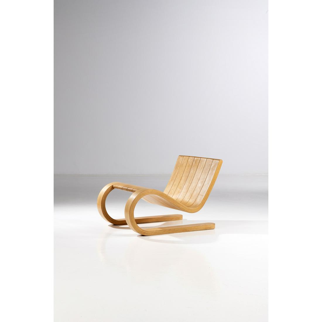 Roald Steen Hansen (born 1942) Cantilever (1 of 1)