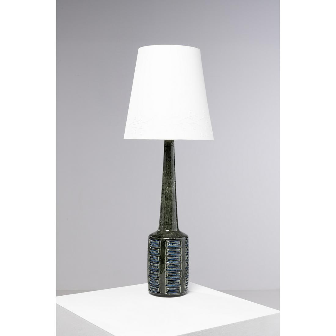 Per Linnemann-Schmidt (1912-1999) Model DL25: Per Linnemann-Schmidt (1912-1999)Model DL25Table lampGlazed ceramic and fabricPalshus editionMonogrammed and incised 'PALSHUS DL 25 DENMARK'Model created circa 1960Lamp body: H 70 x D 15 cmIncluding l