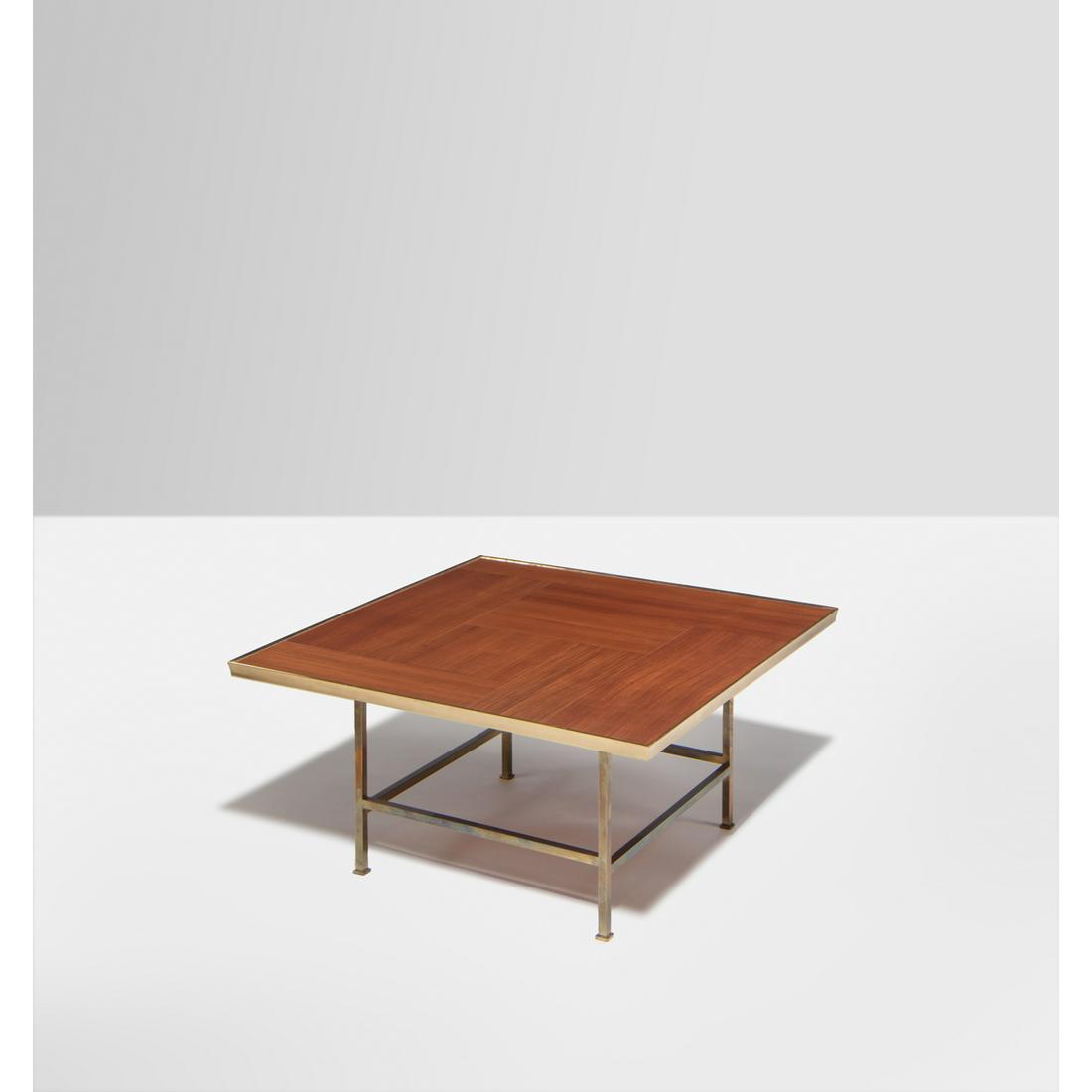 Edward J. Wormley (1907-1995) Coffee table: Edward J. Wormley (1907-1995) Coffee table Walnut and brass Edited by Dunbar Manufacturer's label Model created in the 1960s H 48 × L 98 × W 98 cm