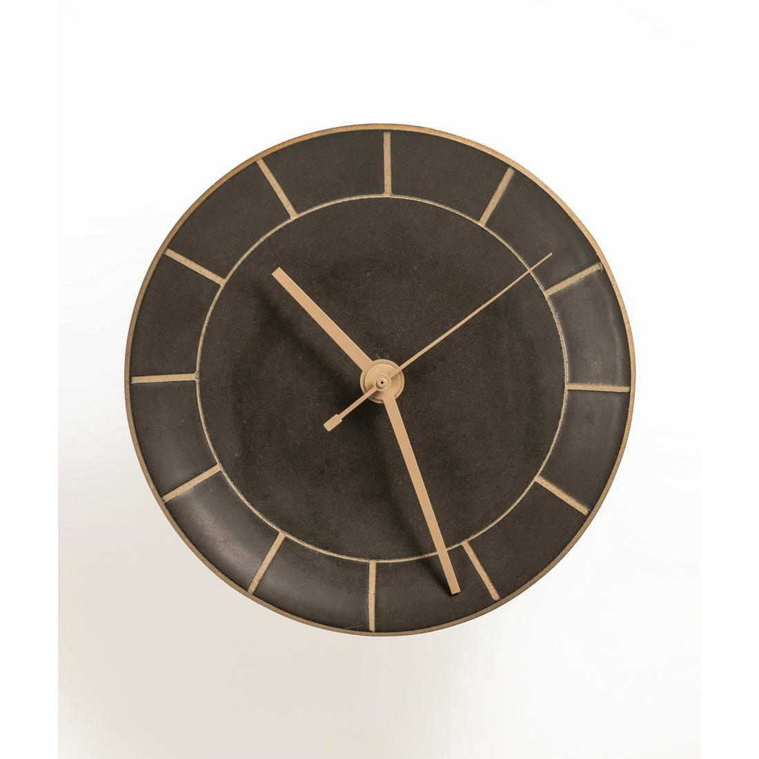 Jane & Gordon Martz (20th c.) Clock (1 of 1)