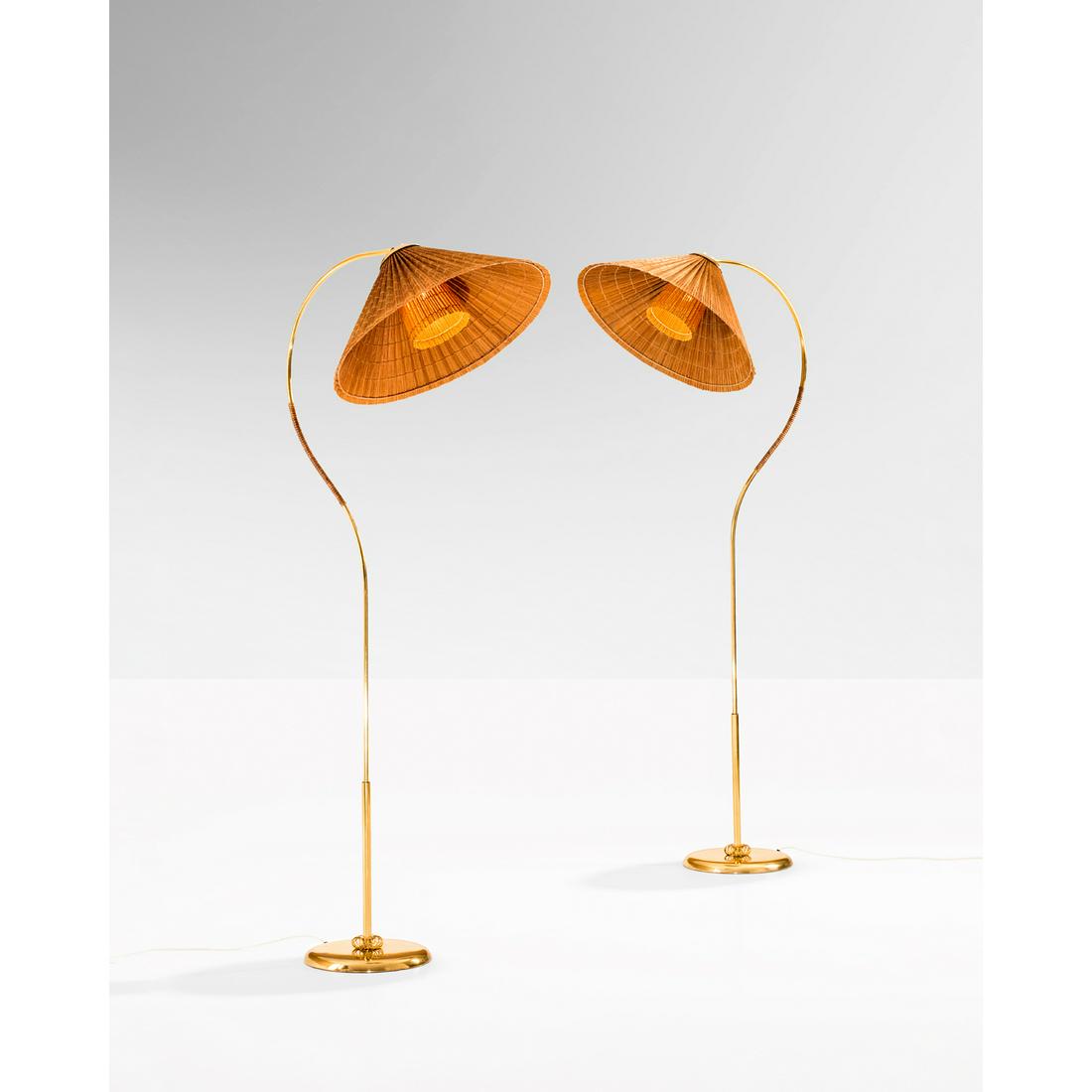 Itsu (XXth) Pair of floorlamps (1 of 2)