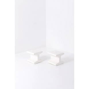 François Bauchet (born in 1948) IPN: François Bauchet (born in 1948)IPNPair of side tablesGlazed faienceEdited by Ligne RosetArtist’s signatureModel created in 2013H 30 × 31,5 × 32 cm