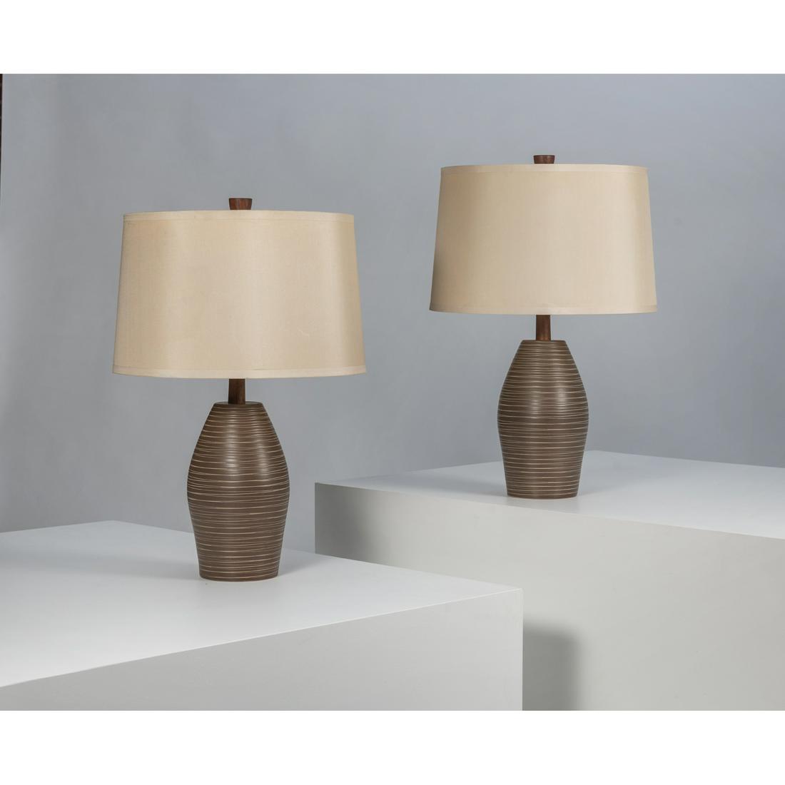 Jane & Gordon Martz (20th c.) Pair of table lamps: Jane & Gordon Martz (20th c.) Pair of table lamps Ceramic, walnut, brass and fabric Edited by Marshall Studios Signed 'Martz' Model created in the 1960s H 68,5×Ø 46cm