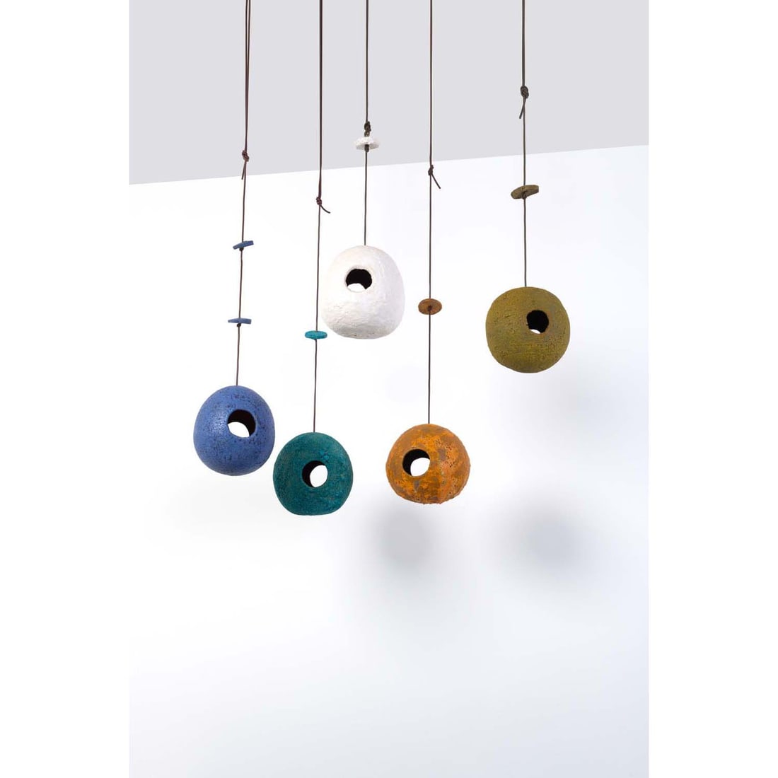 Stan Bitters (born 1936) Set of five nesting boxes - Unique pieces: Stan Bitters (born 1936)Set of five nesting boxes - Unique piecesCeramicModel created in the 1970sH 65 × Ø 16 cmH 74 × Ø 17 cmH 90 × Ø 18 cmH 97 × Ø 17 cmH 99 &