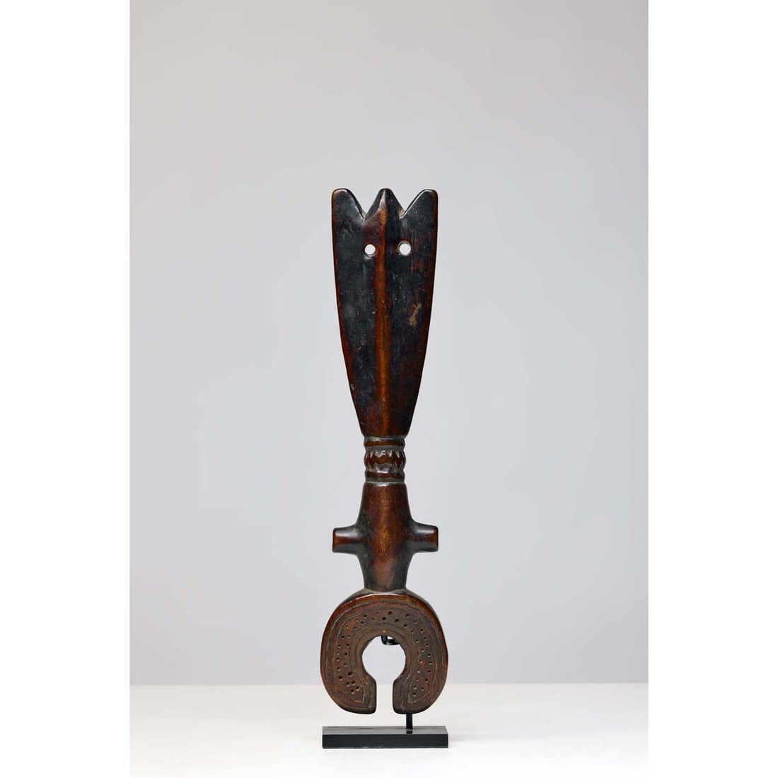 Whistle West Africa Wood Late 19th century H : 31,5 cm (1 of 1)