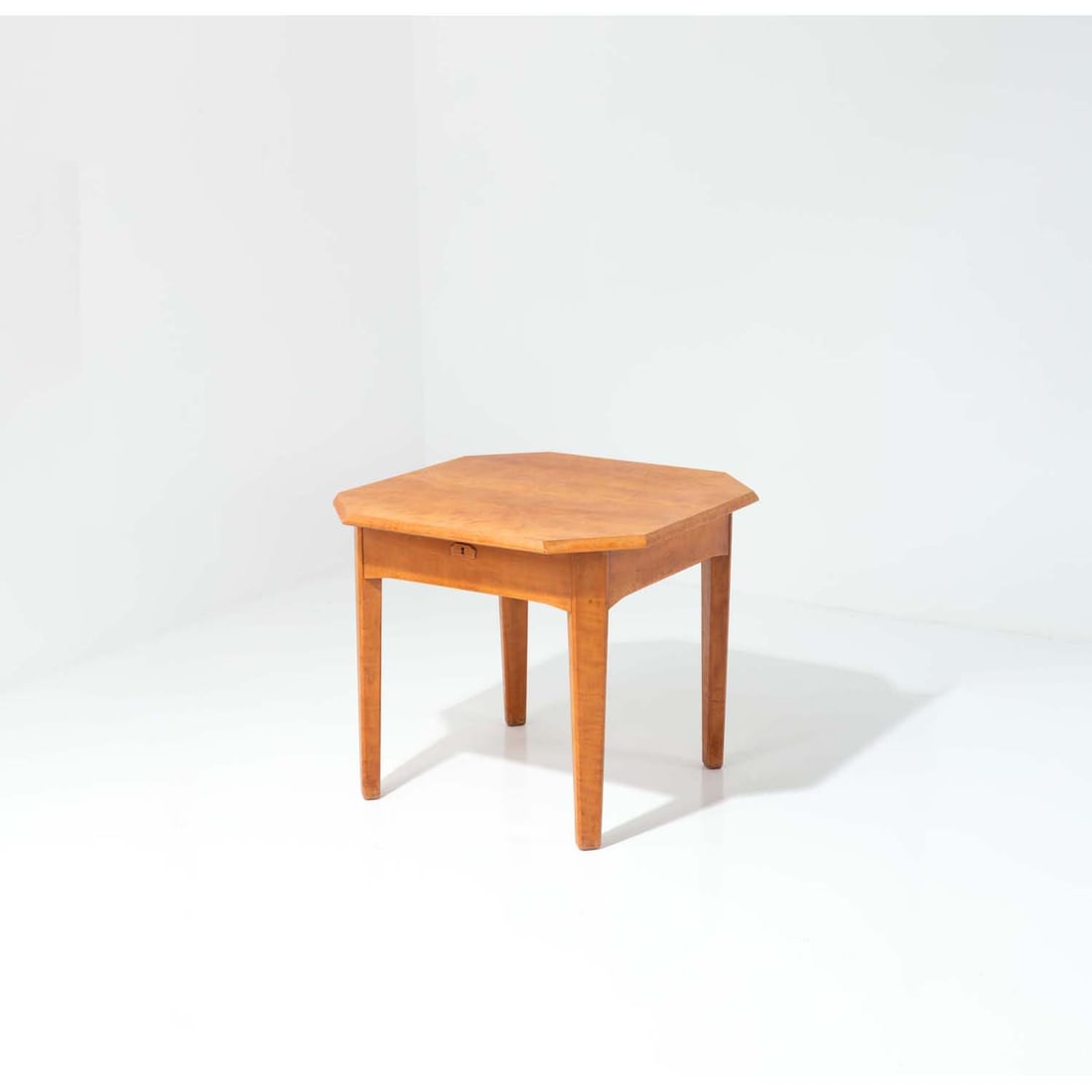 Fritz Schuy (1891-1952) Table: Fritz Schuy (1891-1952)TableWoodModel created in the 1920sH 68 × L 79,5 × W 79,5 cmBibliography: Dornach Design: Möbelkunst 1911 bis 2011, R. J. Fäth, Futurum, 2011, this model ill