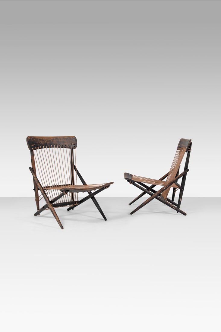 Maruni (XXe, éditeur) Paire de chaises: Maruni (XXe, éditeur)Paire de chaisesTeck teinté et cordeÉtiquette d'éditeurModèle créé vers 1955H 76×L 54×P 58cm