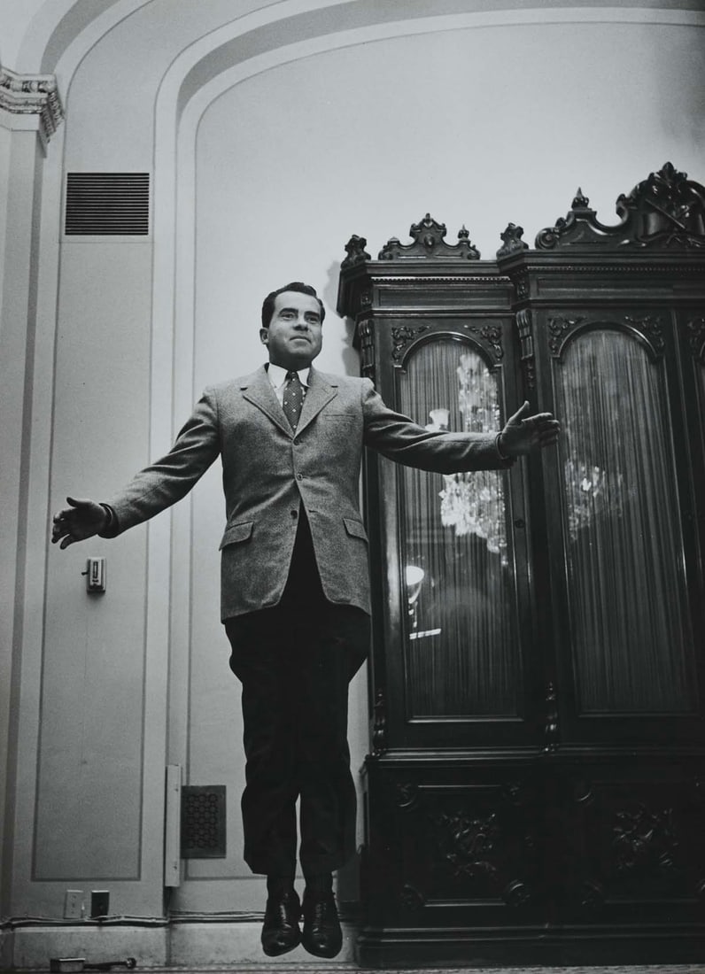 Philippe Halsman (1906-1979) Richard Nixon Jumping, 1955 Silver print (c: Philippe Halsman (1906-1979)Richard Nixon Jumping, 1955Silver print (c. 1960)Stamp, date and handwritten annotations on the back33,7×25 cm