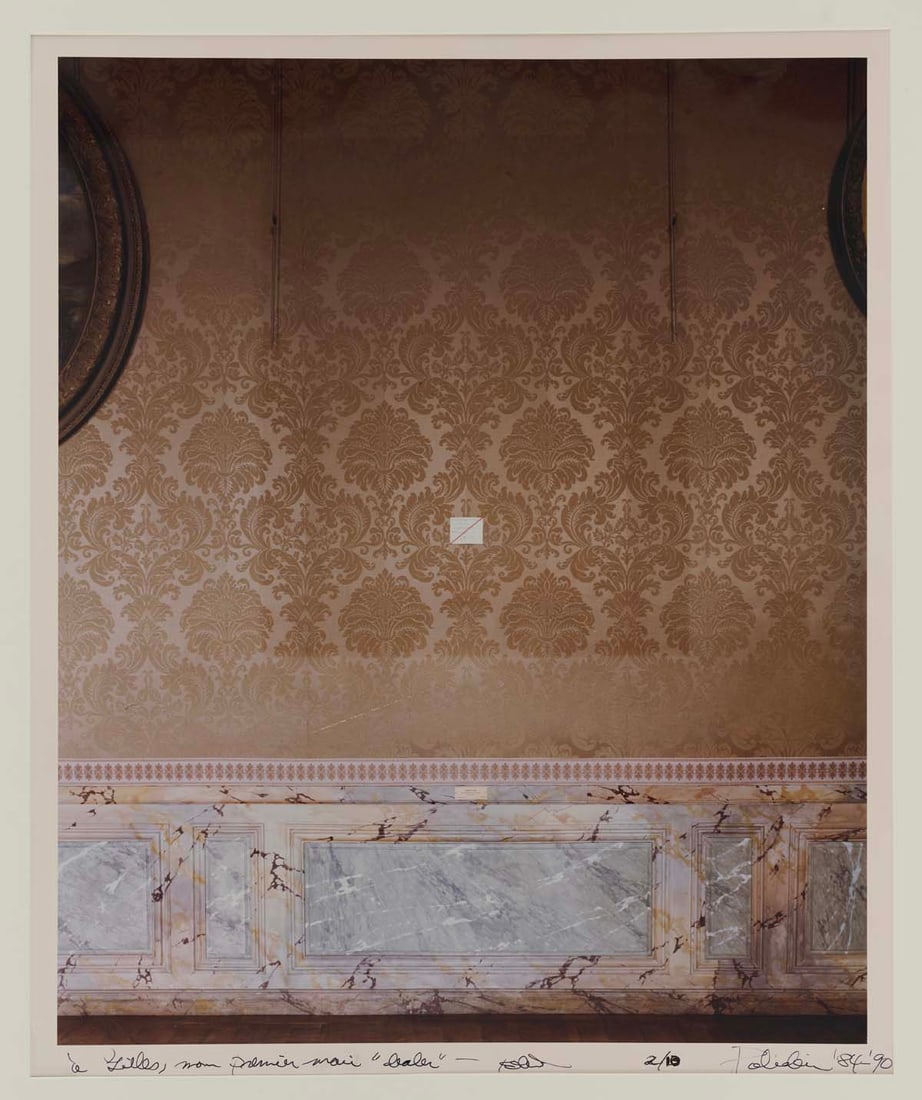 Robert Polidori (born 1951) Versailles, 1984 Cibachrome (1990) Signed, dedicated, dated and numbered: Robert Polidori (born 1951)Versailles, 1984Cibachrome (1990)Signed, dedicated, dated and numbered (edition of 10) in ink in the margin on the bottom55,5×45,5 cm/Sheet: 59×49 cmProvenance: Ga