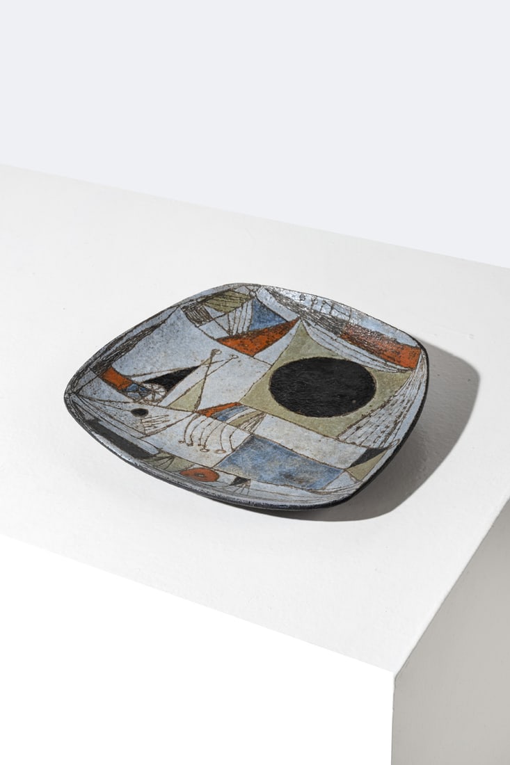 Pierre Székely (1923-2001), Vera Székely (1919-1994) & André Borderie (1923-1998): Pierre Székely (1923-2001), Vera Székely (1919-1994) & André Borderie (1923-1998)DishGlazed ceramicIncised 'SZB' monogram on the undersideModel created circa 1950H 27 × L 28 ×