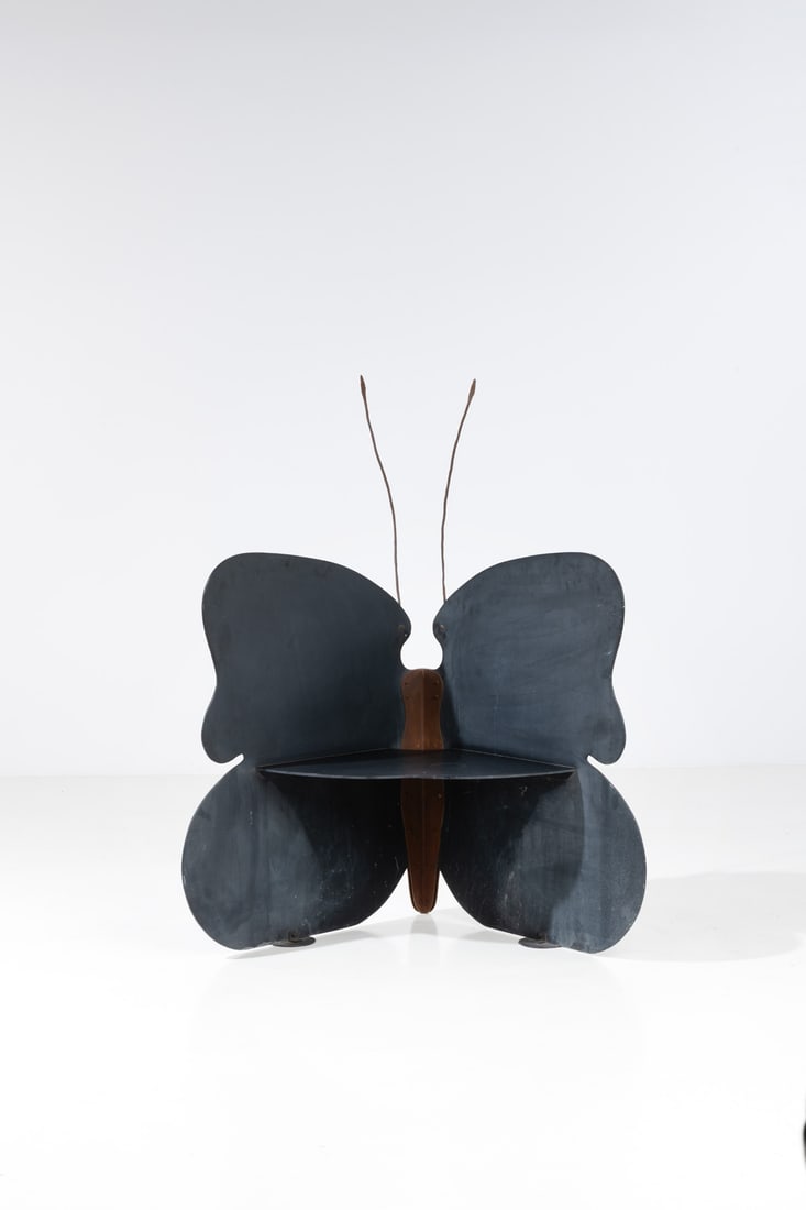 Gere Kavanaugh (born 1929) ‘Butterfly’ chair Unique piece Steel and iron Model created: Gere Kavanaugh (born 1929)‘Butterfly’ chairUnique pieceSteel and ironModel created in 2005H 138 × L 97 × W 72 cmNote: This work was featured in the artist’s home.