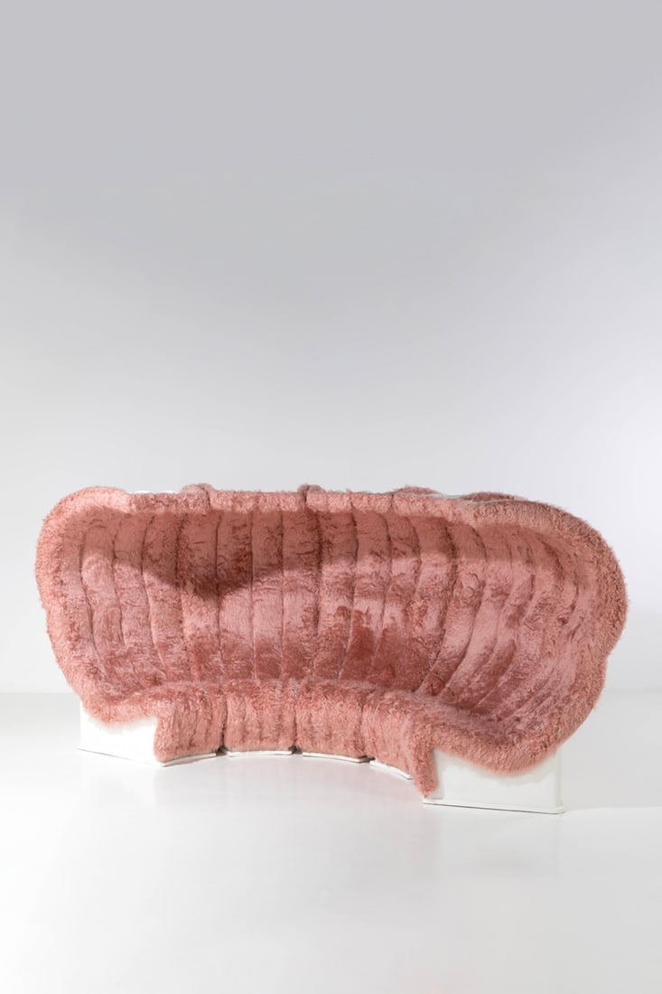 Superstudio (20th c: Superstudio (20th c.)Modular sofa - 'Bazaar' modelPolyester, fiberglass and acrylic furEdited by GiovannettiManufacturer's label on the back of the hullModel created circa 1970H 150 X L 90 X W 82 cm (