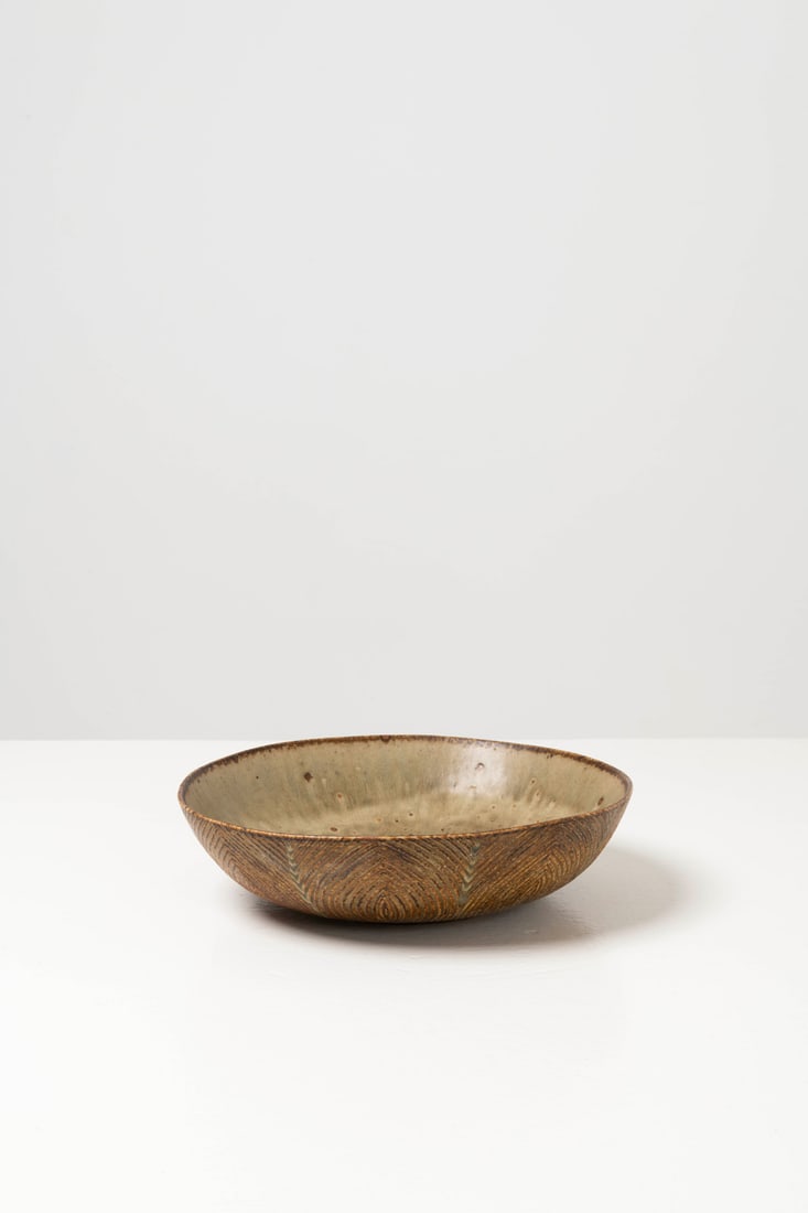 Axel Salto (1889-1961) Dish, model no. 20722 (1 of 1)