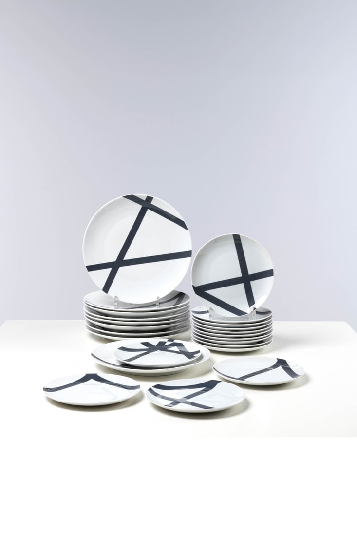 François Morellet (1926- 2016) 23 plates (9 plates, 14 dessert plates): François Morellet (1926- 2016)23 plates (9 plates, 14 dessert plates)Lune et l’autre (9 plates)Black and white silkscreen on porcelain plateEach signed and dated on the backEdition of 200 f