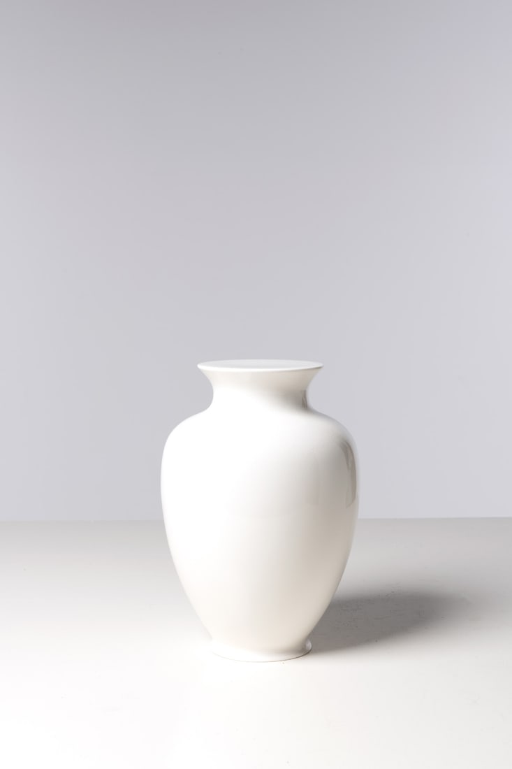 Ron Gilad (born 1972) Vase 96 Vase in glazed ceramic Signed in felt tip pen on the inside Danese: Ron Gilad (born 1972) Vase 96Vase in glazed ceramicSigned in felt tip pen on the insideDanese Milano editionPrototypeModel created in 201832 x 20 cm