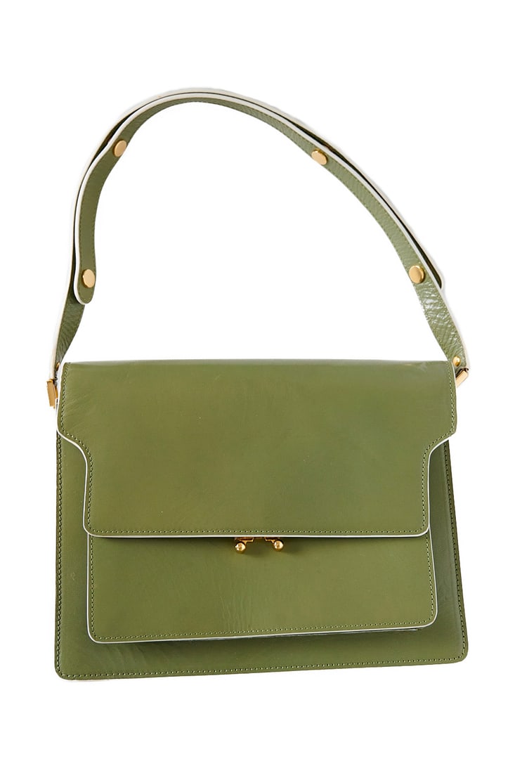 Marni Almond green leather shoulder bag: MarniAlmond green leather shoulder bagflap closure22×27×7cm