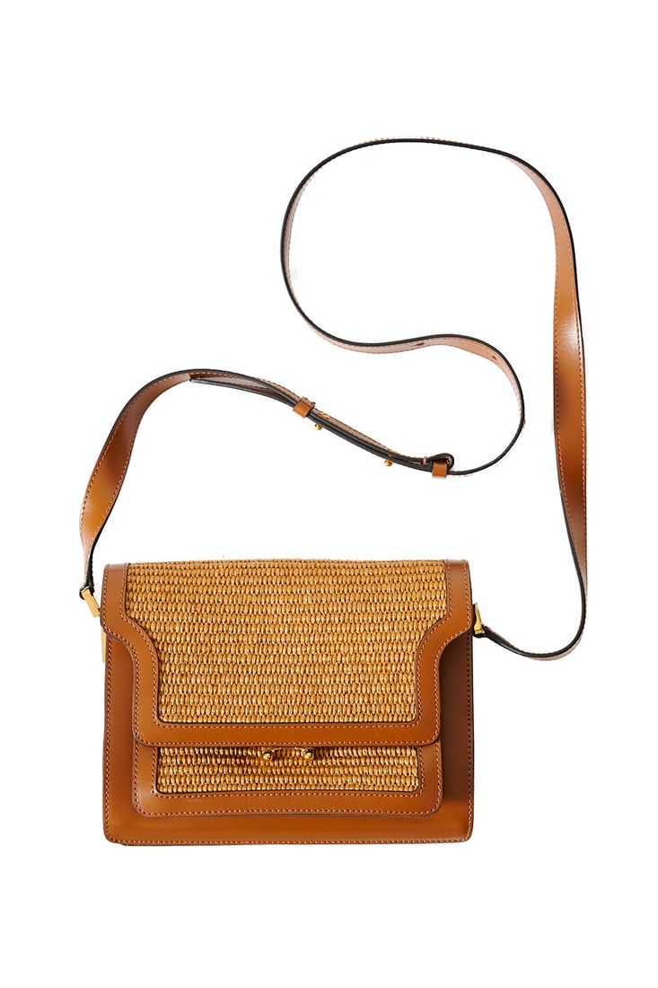 Marni Brown raffia and leather shoulder bag: MarniBrown raffia and leather shoulder bagflap closure20×23×8cm
