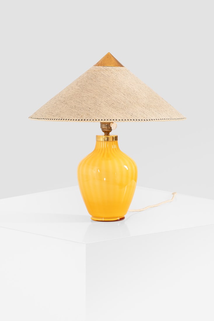 xx Gunnel Nyman (1909-1948) Lamp: xx Gunnel Nyman (1909-1948)LampBrass, glass and fabricEdited by IdmanModel created circa 1935H 46×Ø 42cm