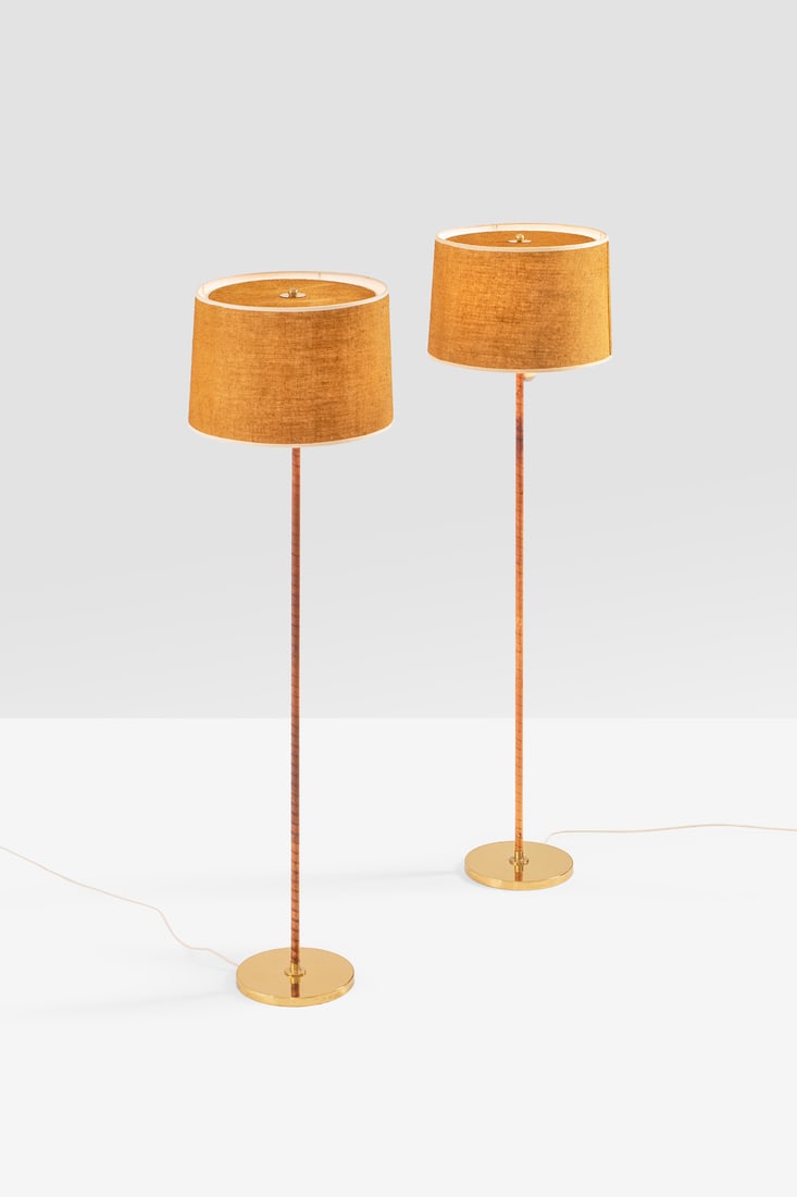 xx Itsu (Edited by, 20th c.) Pair of floor lamps (1 of 5)