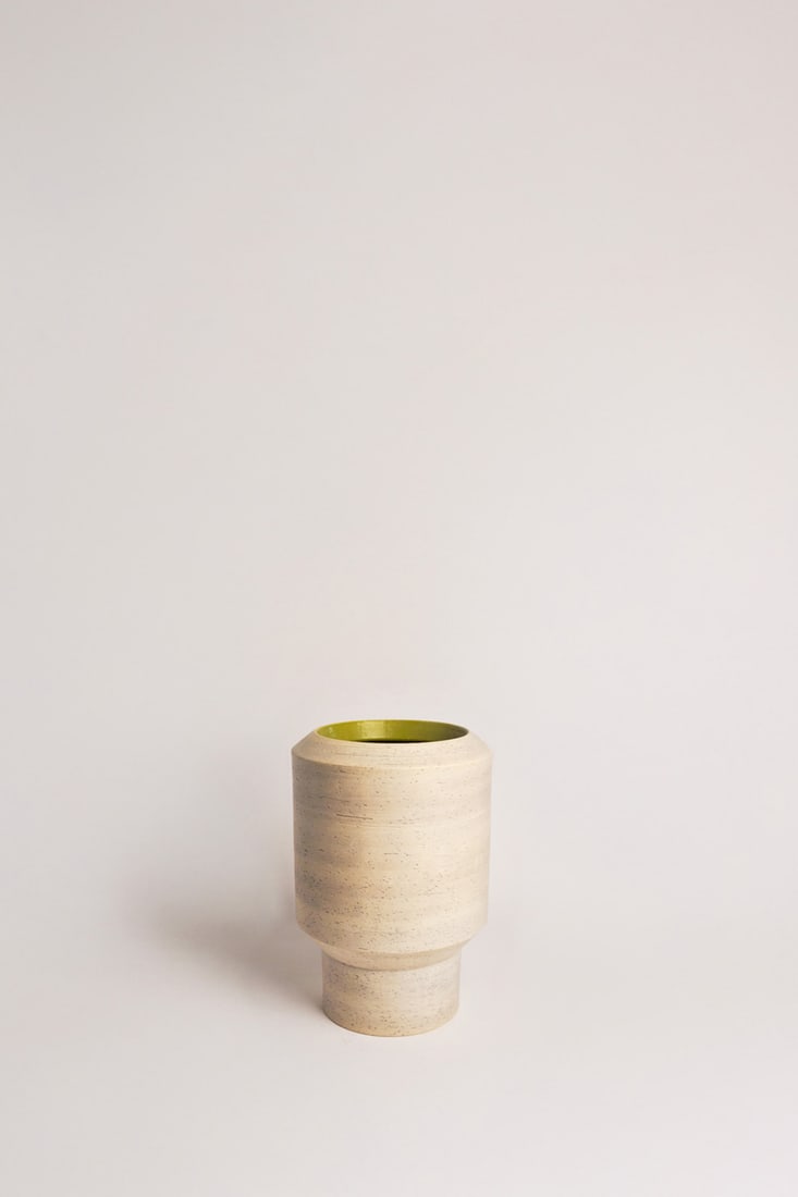 xx Arik Levy (born 1963) Bowl Series 'Tribe' Glazed ceramic Bitossi edition limited to 199 copies: xx Arik Levy (born 1963)Bowl'Tribe' seriesNo. 070/299Glazed ceramicLimited edition by Bitossi, 299 examplesSilkscreened “AL 070/299”Model created in 2007H 15 × Ø 22 cm