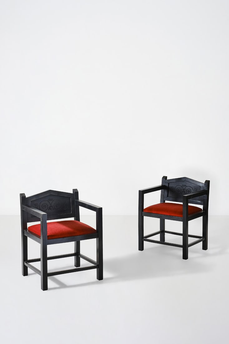 xx Gino Maggioni (1898-1955) & Gaetano Borsani (1886-1955) Pair of armchairs (1 of 1)