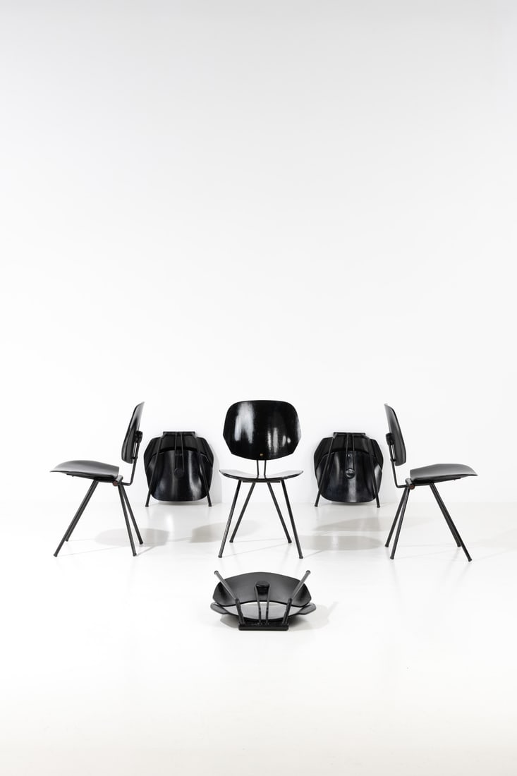 xx Osvaldo Borsani (1911-1985) Set of six folding chairs - Model S88 (1 of 3)