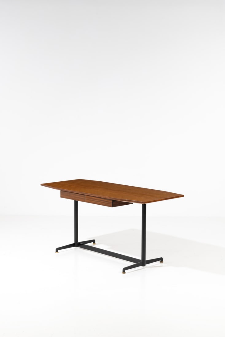 Osvaldo Borsani (1911-1985) Desk - Model T90 (1 of 2)
