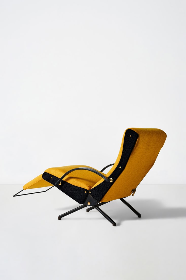 Osvaldo Borsani (1911-1985) Armchair - Model P40 - First edition bicolor (1 of 2)