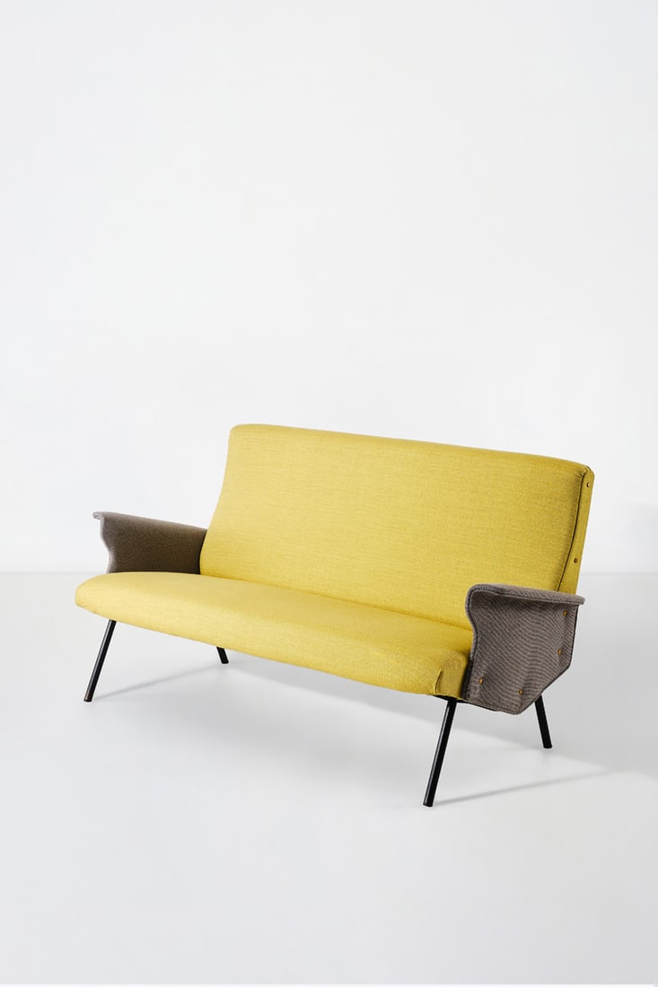 Osvaldo Borsani (1911-1985) Sofa - Model D72 (1 of 1)