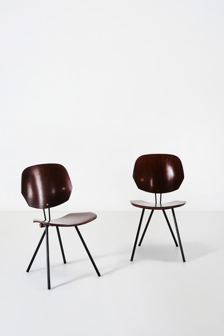 Osvaldo Borsani (1911-1985) Pair of chairs - Model S88 (1 of 1)