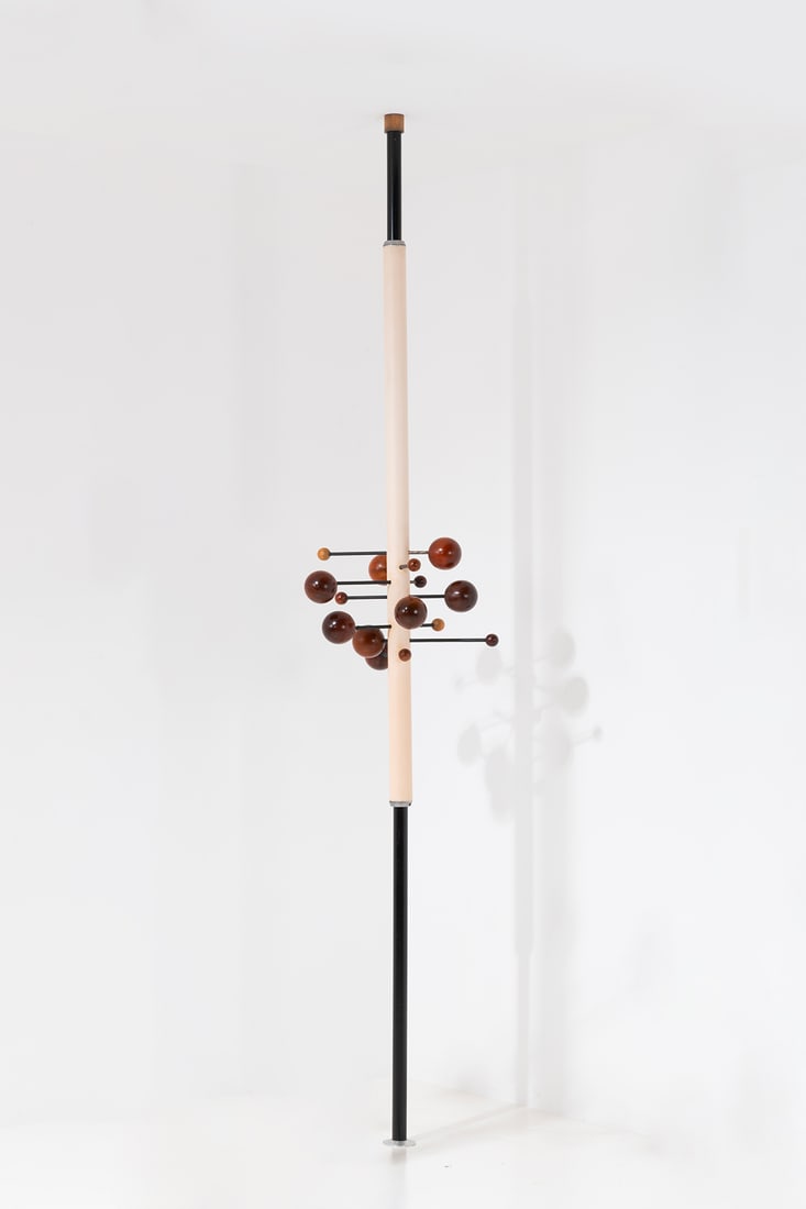 Osvaldo Borsani (1911-1985) Coat hanger - Model n°AT16 (1 of 1)