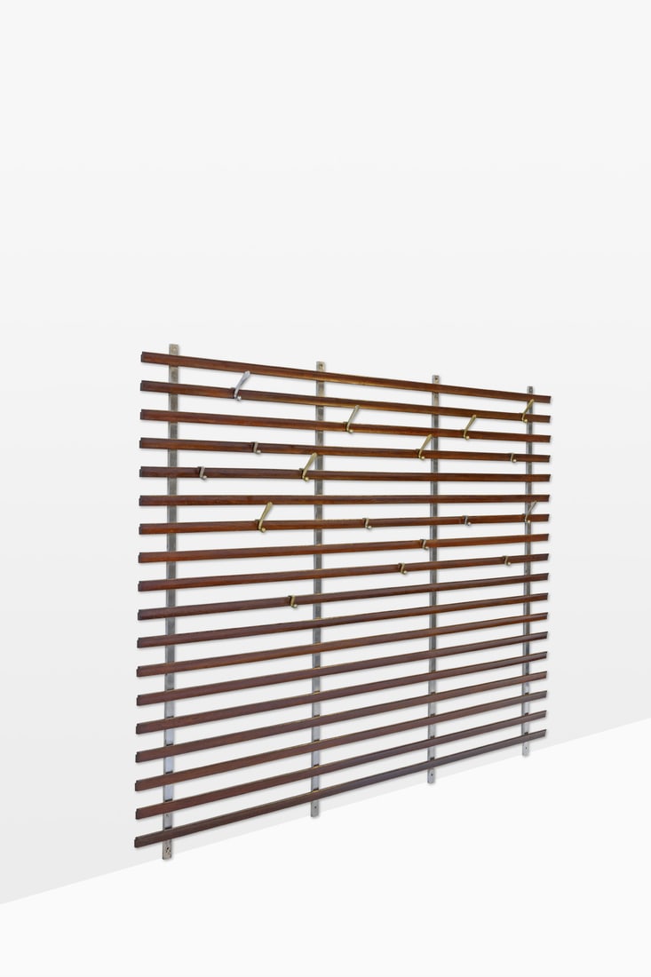 Jules Wabbes (1919-1974) Coat hanger (1 of 2)